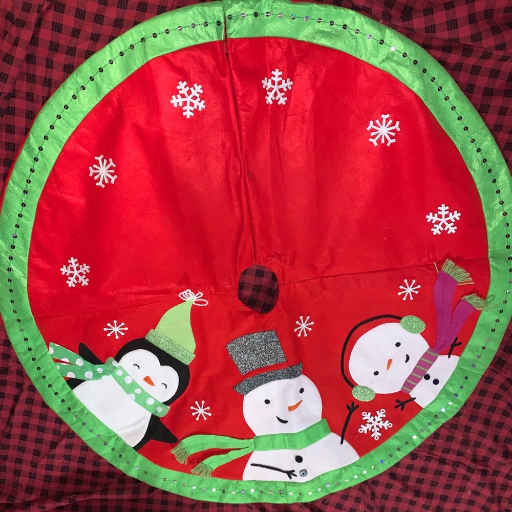 Christmas tree skirt